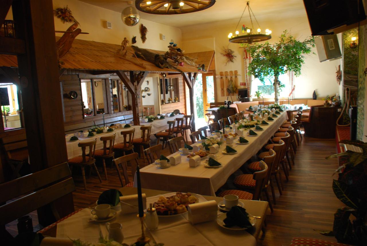 Hotel Alpenhof Markneukirchen Exteriér fotografie